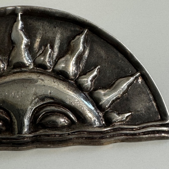 Vintage Sterling Silver Brooch Pin Large Rising Sun 925 - Picture 3 of 12